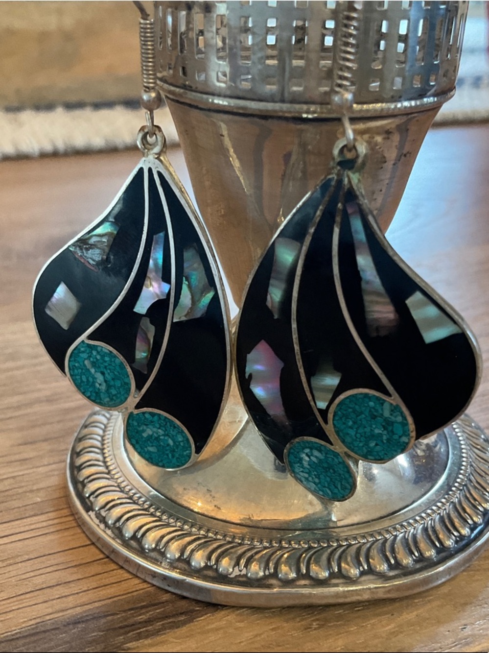 Vintage Signed Alpaca Mexico Drop Dangle Earrings.